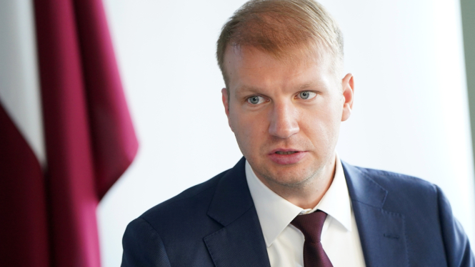 Ministrs Kaspars Melnis - foto portrets