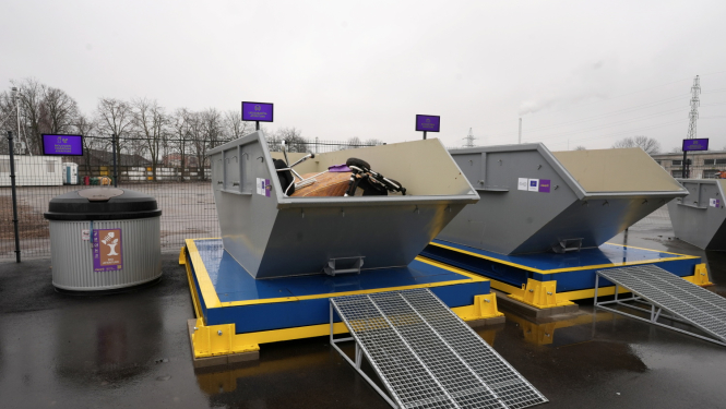 Atkritumu šķirošanas laukums Rīgā