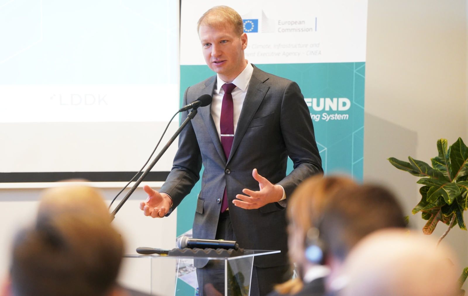 Ministrs Kaspars Melnis uzstājas ar uzrunu