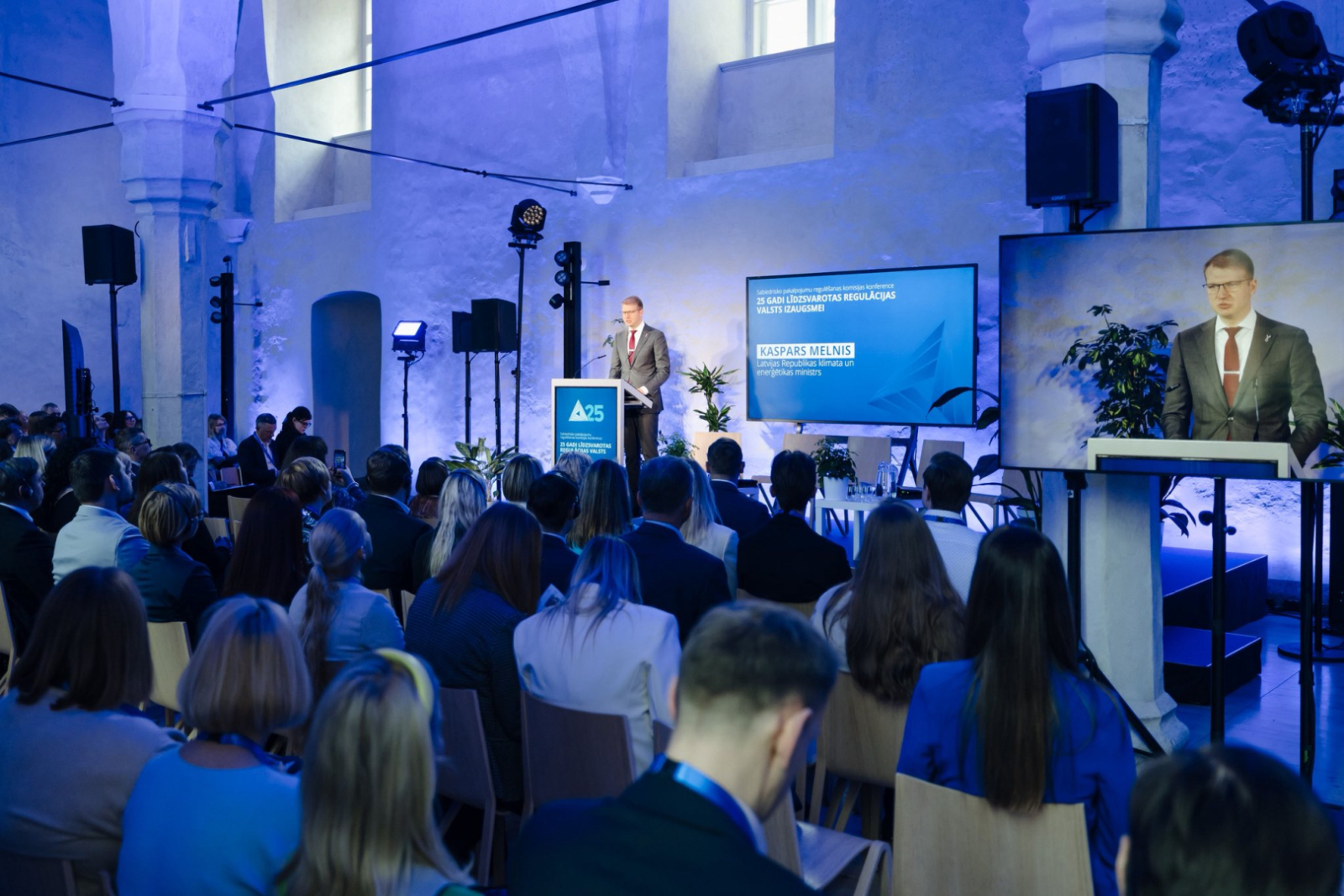 Ministrs saka uzrunu konferencē
