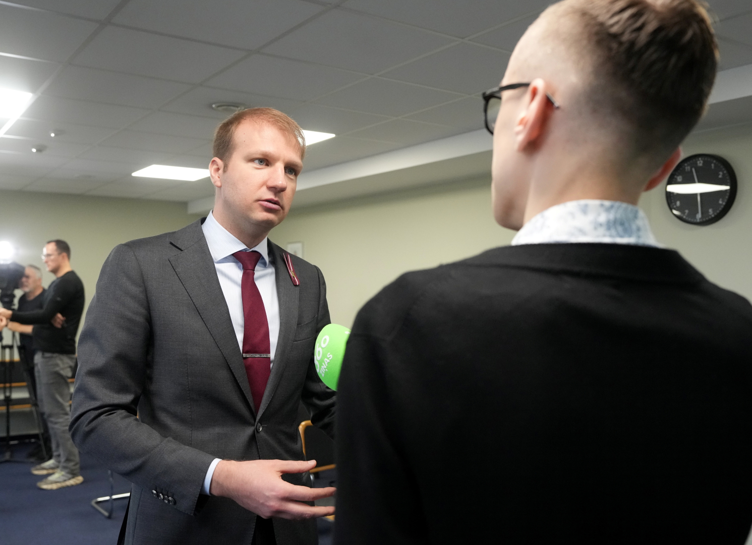 K.Melnis sniedz interviju medijiem