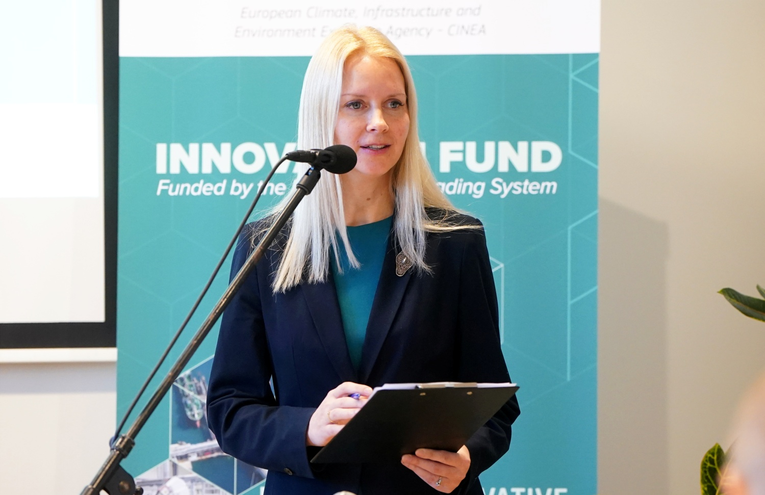 Valsts sekretāres vietniece Olga Bogdanova moderē pasākumu