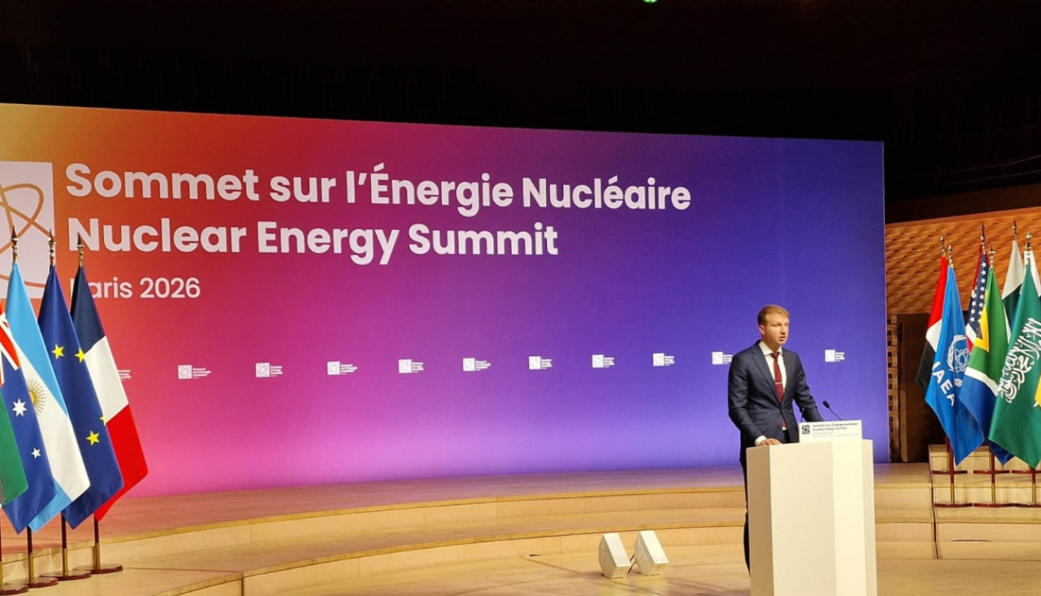 Ministrs K.Melnis kodolenerģijas samitā Parīzē