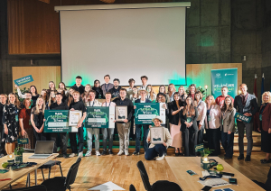 Visu komandu un žūrijas kopbildes pasākuma noslēgumā